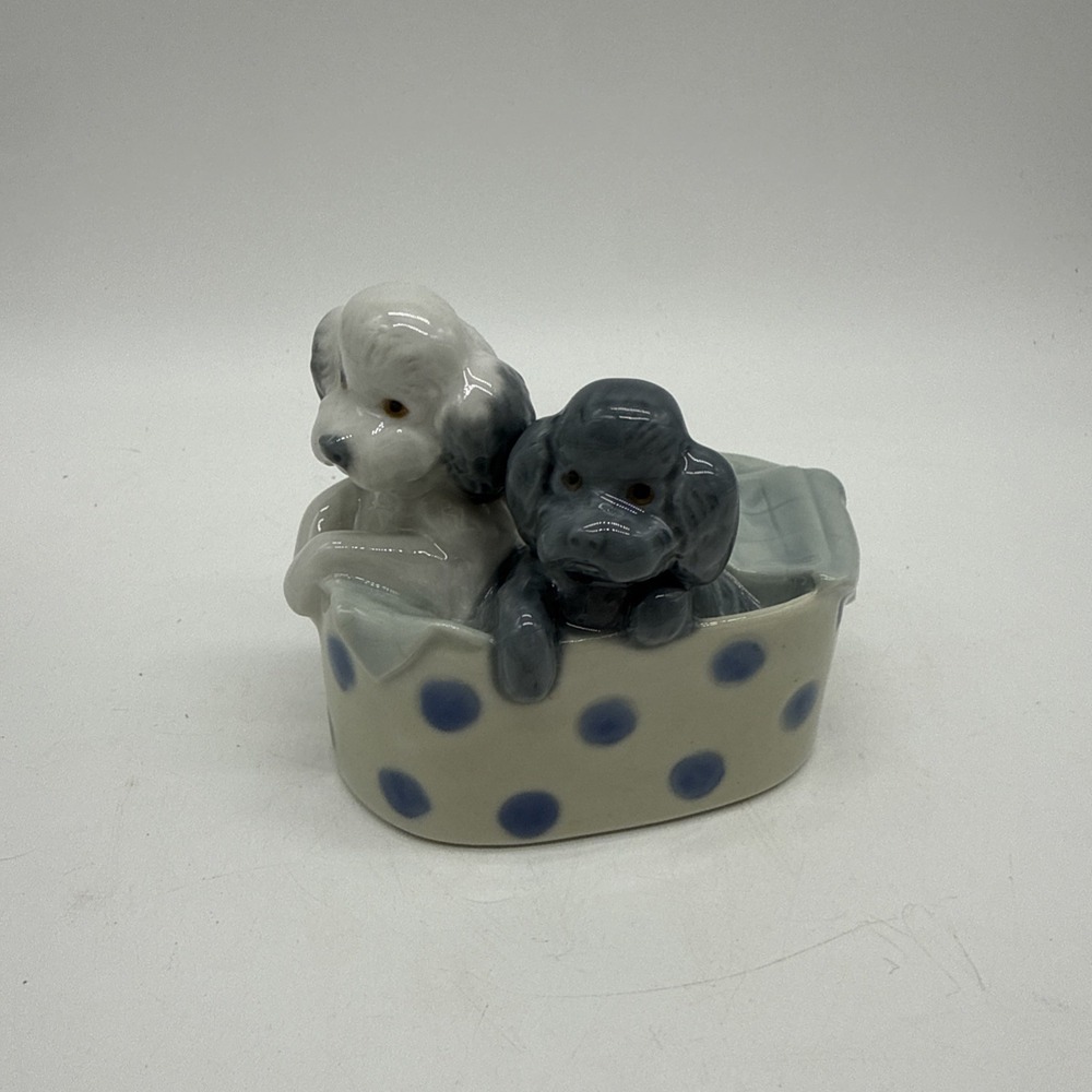 Nao by Lladro Poodles & Dots Figurine Dogs #1082 Blue White 3"H Granny Cottage
